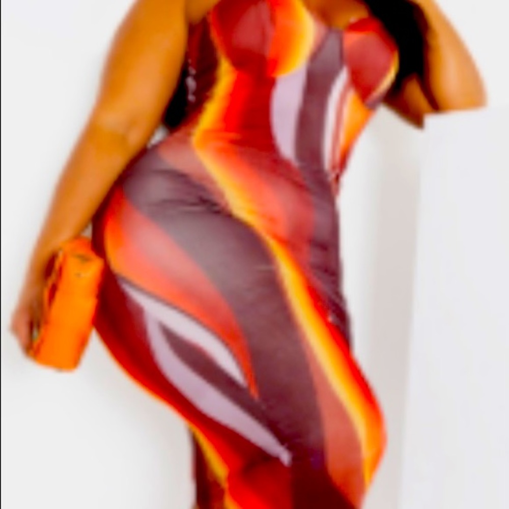 Plus Brown Ombre Stripe Cup Detail Midi Dress